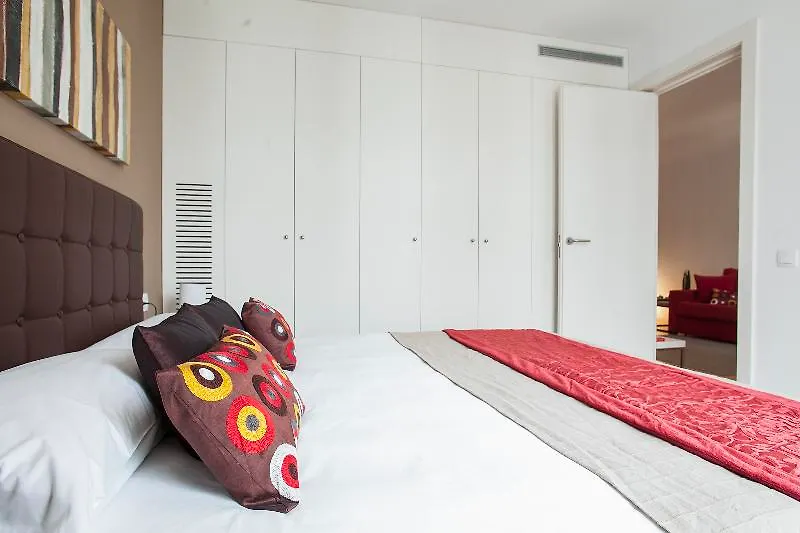 Home Around Mistral Pool Apartments Barcelona
