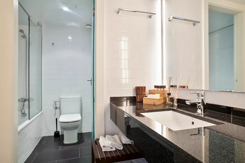 Home Around Mistral Pool Apartments Barcelona