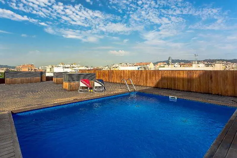 Home Around Mistral Pool Apartments Barcelona